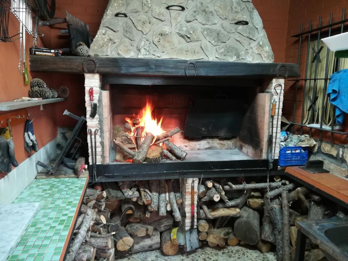 Pensjonat Fuente Del Gamellon Buenache de la Sierra Zewnętrze zdjęcie