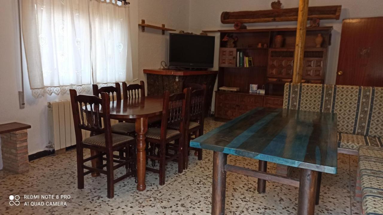 Pensjonat Fuente Del Gamellon Buenache de la Sierra Zewnętrze zdjęcie
