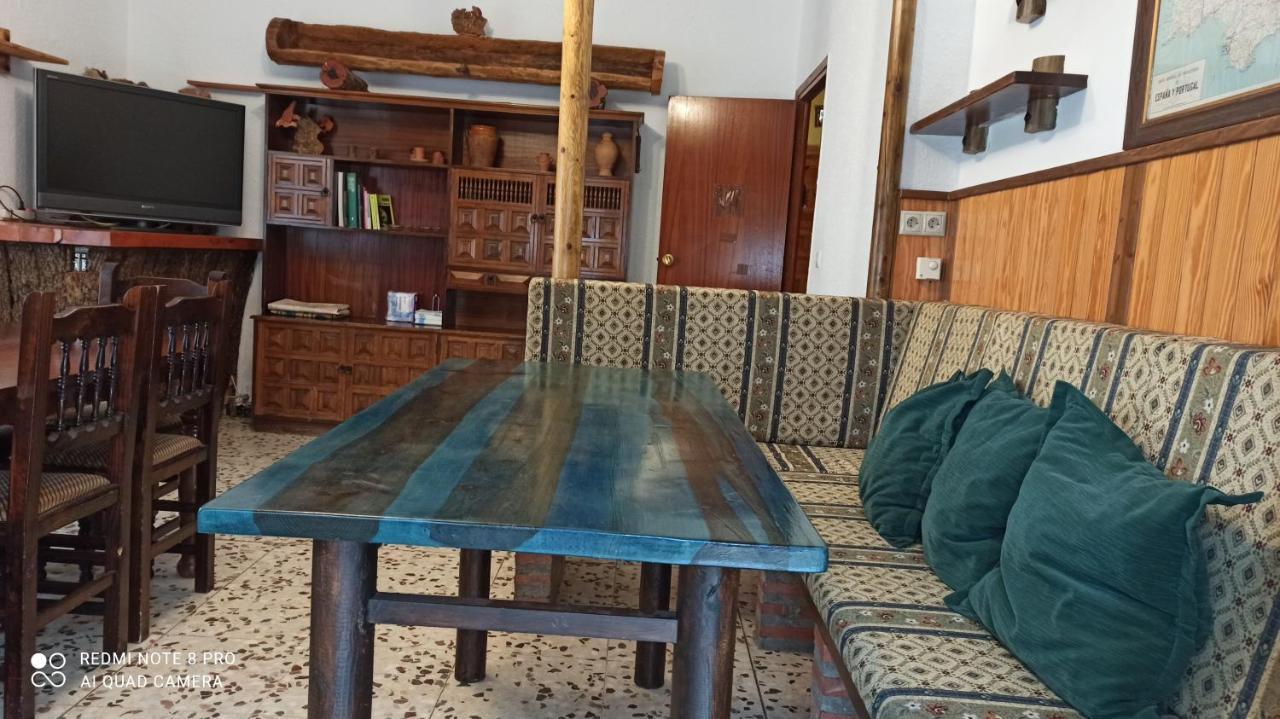 Pensjonat Fuente Del Gamellon Buenache de la Sierra Zewnętrze zdjęcie