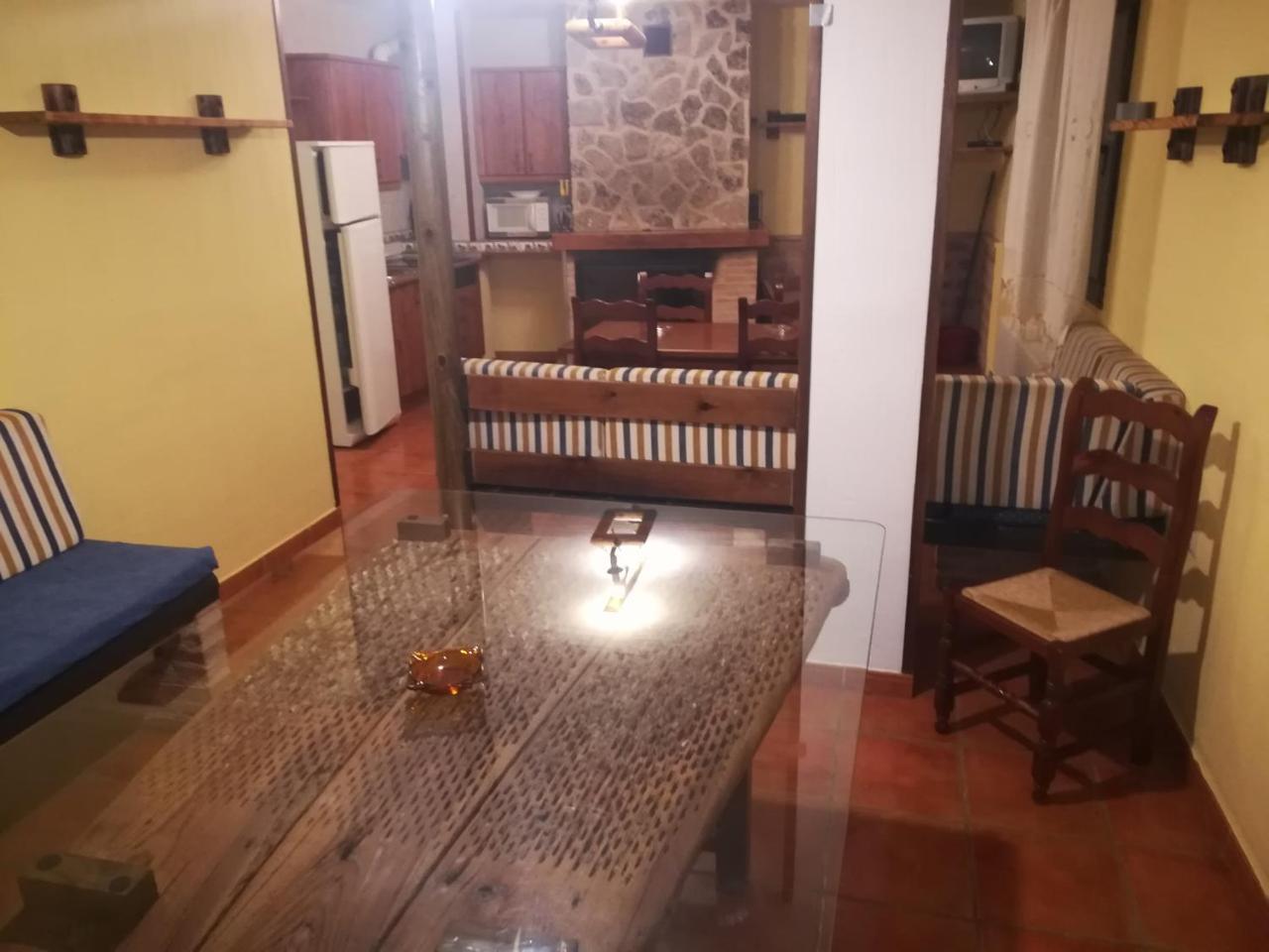 Pensjonat Fuente Del Gamellon Buenache de la Sierra Zewnętrze zdjęcie