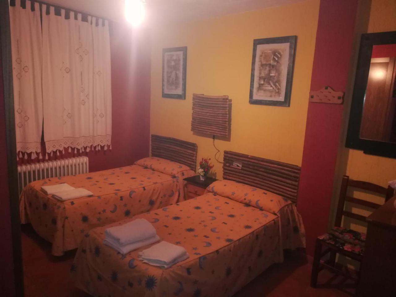 Pensjonat Fuente Del Gamellon Buenache de la Sierra Zewnętrze zdjęcie
