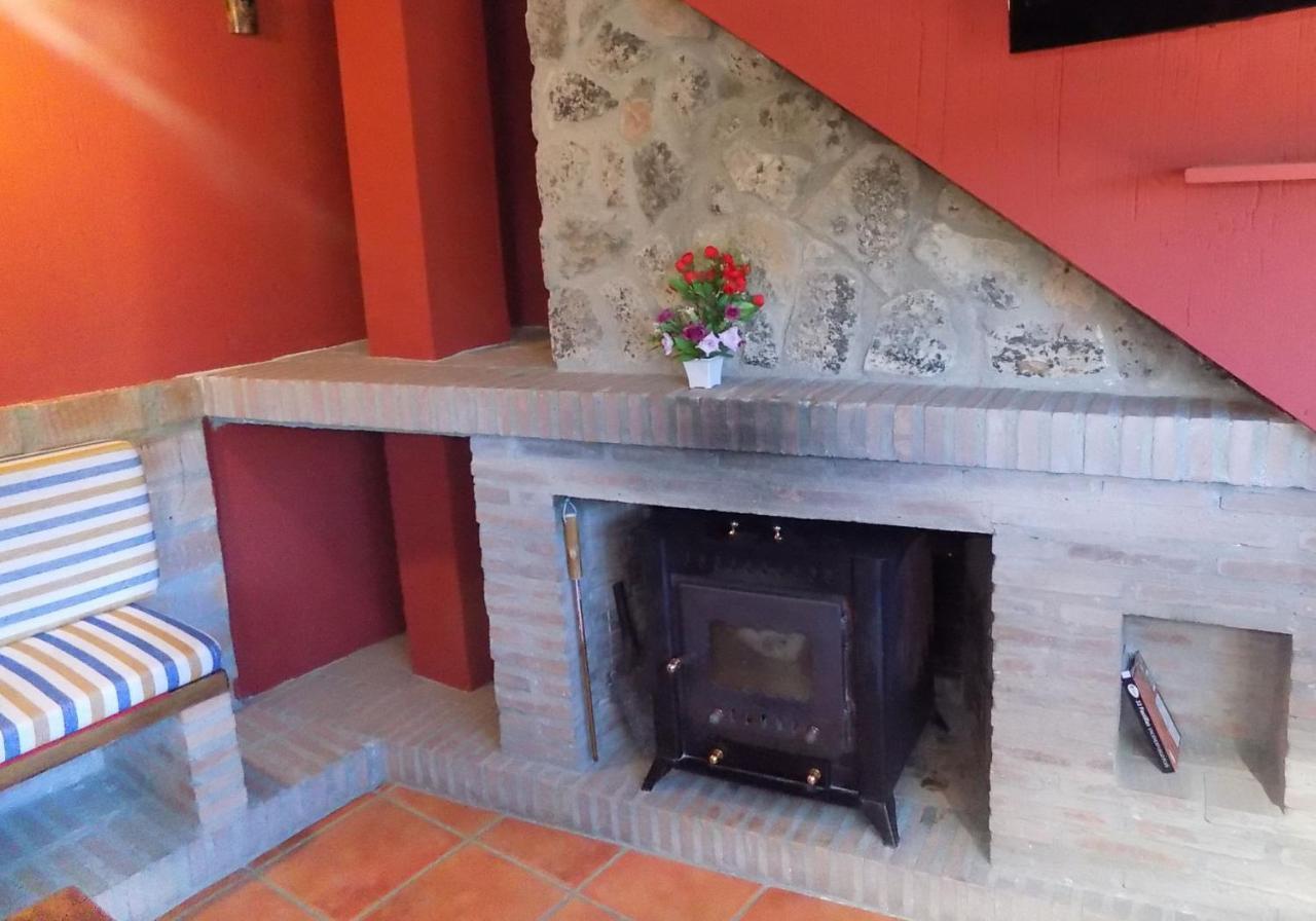 Pensjonat Fuente Del Gamellon Buenache de la Sierra Zewnętrze zdjęcie
